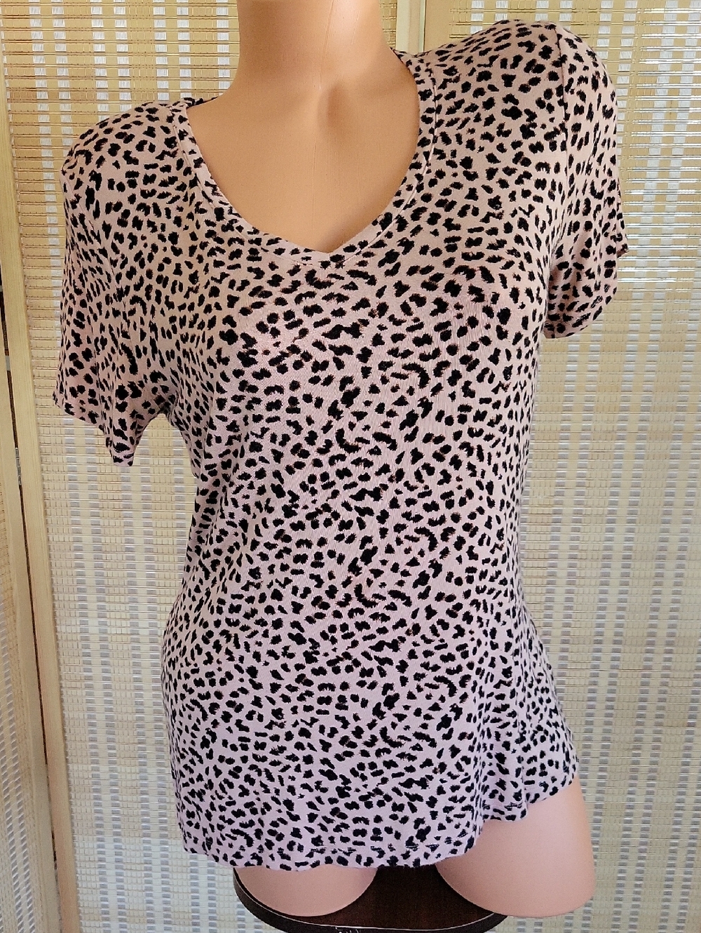 Apt. 9 Leopard Print V-Neck Short Sleeve Top